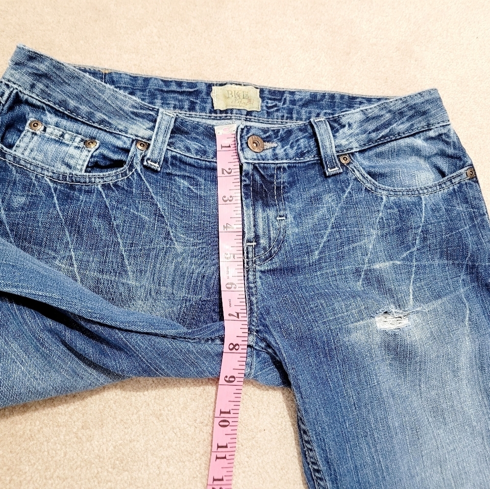BKE Culture Buckle Jeans Men 30x31 Blue Distressed Bootcut Denim Star 20 Stretch - Picture 7 of 12